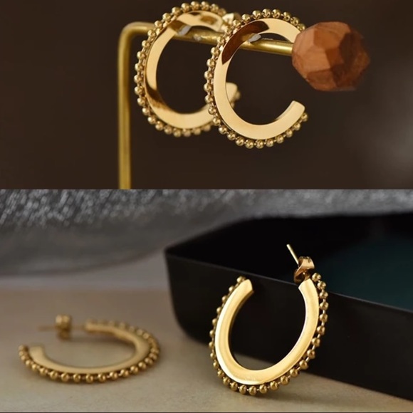 Sharp Poppy Hoops - Picture 5 of 6